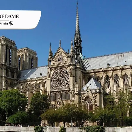 195 Royal - Superb In * Paryż